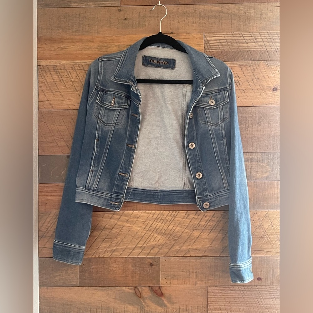 Women's size medium jean jacket